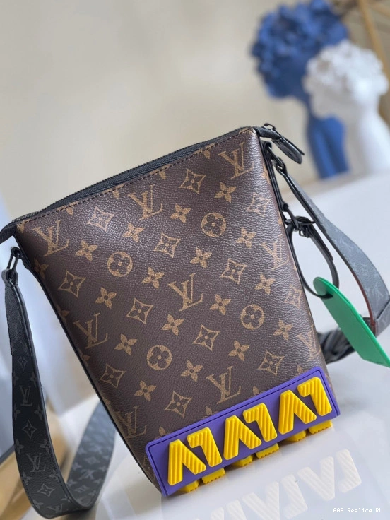 Aaa replica ru LOUIS CRUISER VUITTON MESSENGER 0818